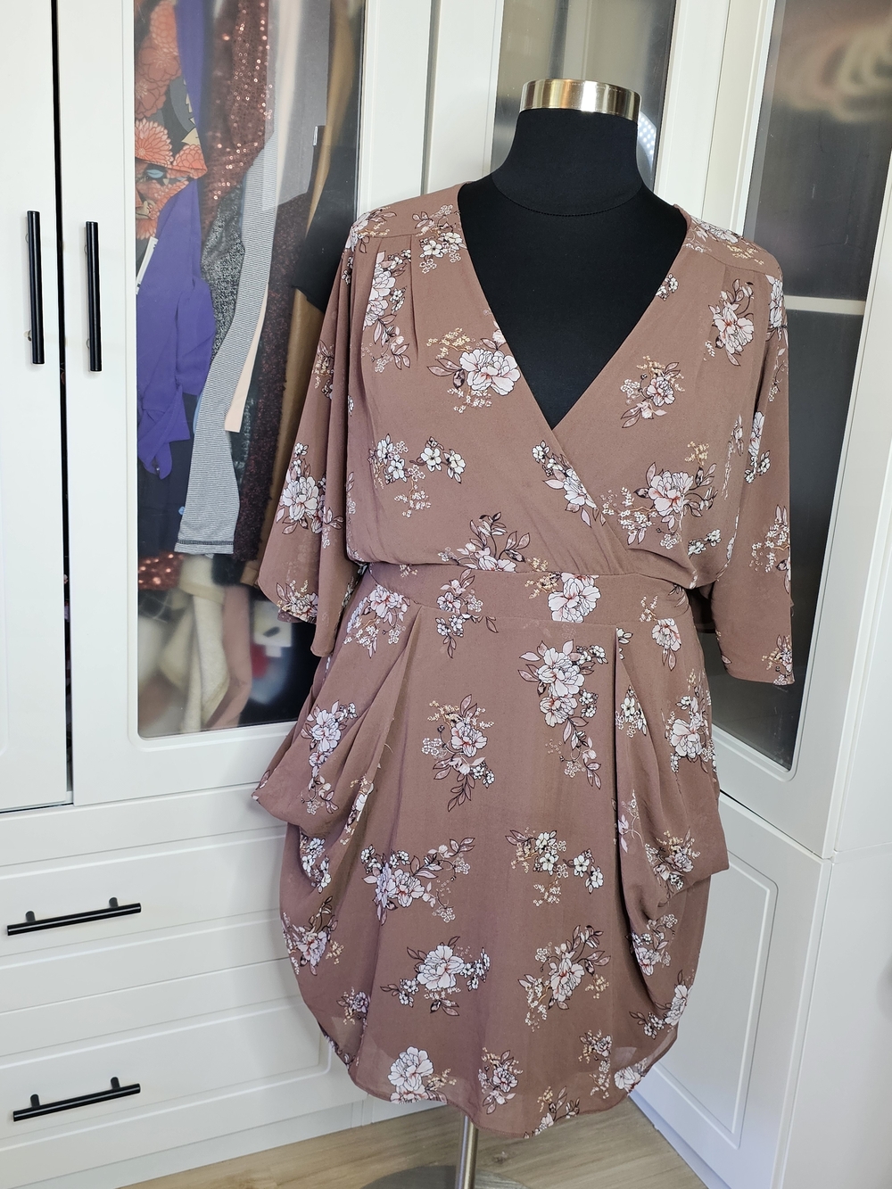 City Chic Floral Wrap-Front Short Dress in Dusty Rose